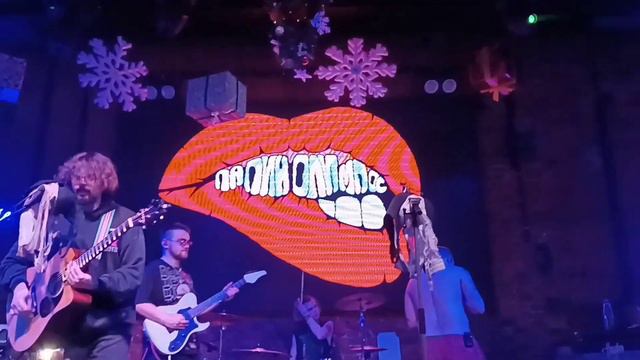 Концерт "Папин Олимпос" - Мама говорила нельзя. Мск, izi club, 07.01.23 смотреть онлайн