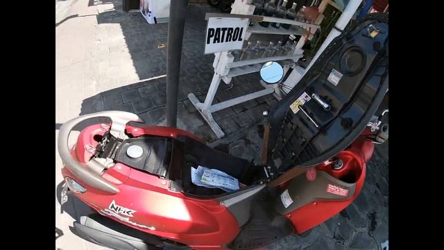 Балийский влог с украинским националистом вырубавшим тайских чемпионов смотреть онлайн