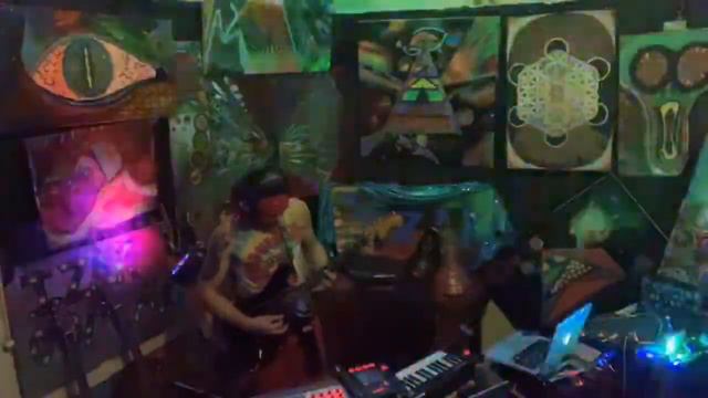 Boss Rc-505 loopstation/ Akai Renaissance MPC/Kaoss pad/sax/synth/guitar jam by me IZAK смотреть онлайн
