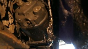 Renault Megane II - Снятие компрессора кондиционера.