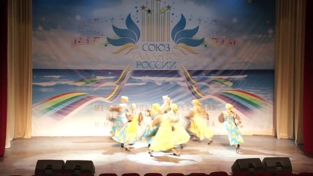 Народный анс. песни и танца «Медок» г. Вышний Волочёк смотреть онлайн