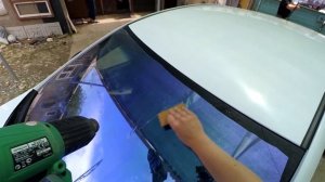 Тонируем Лобовое стекло на Hyundai Solaris плёнкой хамелеон UltraVision ClimaComfort 83%