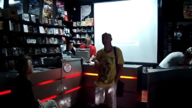 презентация в магазине "ДК" DVD "Чёрный таксист". смотреть онлайн