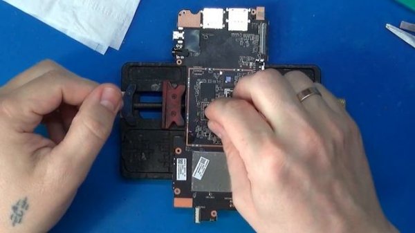 ASUS Zenpad Z300CG P021 Не включается, не заряжается