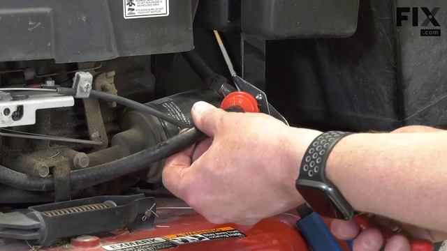 LAWN MOWER REPAIR: How to Replace the Fuel Filter in Your Lawn Mower | FIX.com смотреть онлайн