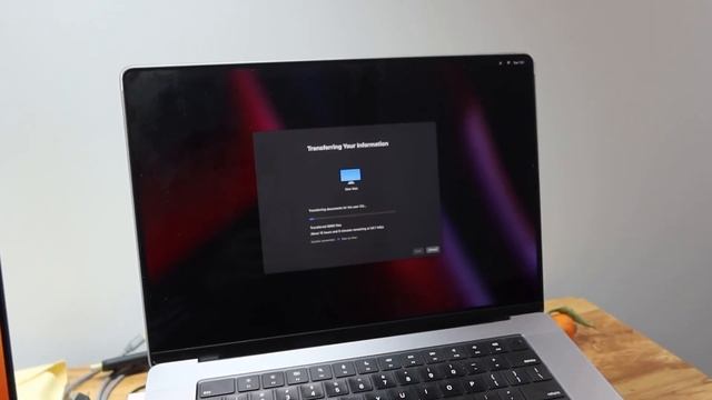 Should You Buy? Apple M2 vs M1 Max 16 inch MacBook Pro Laptop смотреть онлайн