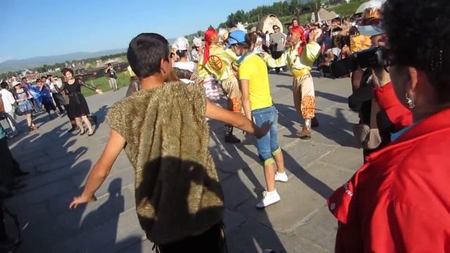 Кара жорга танцуют в Китае смотреть онлайн