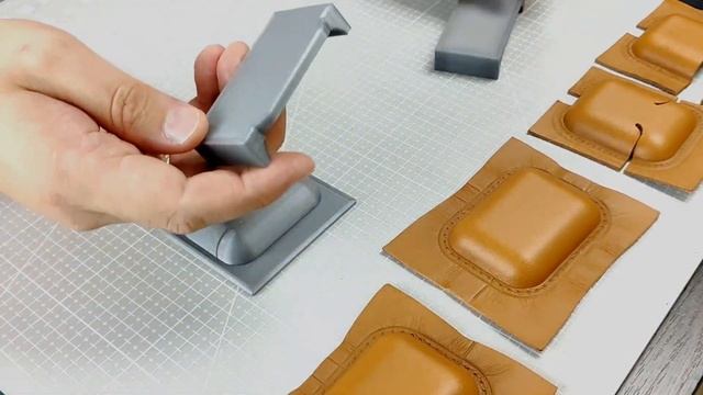 Кожаный чехол для Airpods своими руками. [DIY] Leather Apple AirPods case making. смотреть онлайн