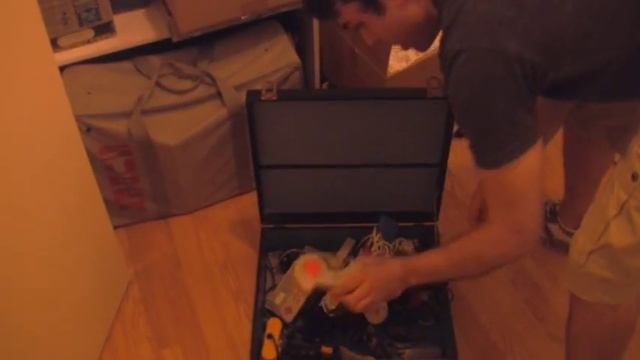 Ultimate Video Game Collection (Part 2 of 7) - Pat the NES Punk смотреть онлайн