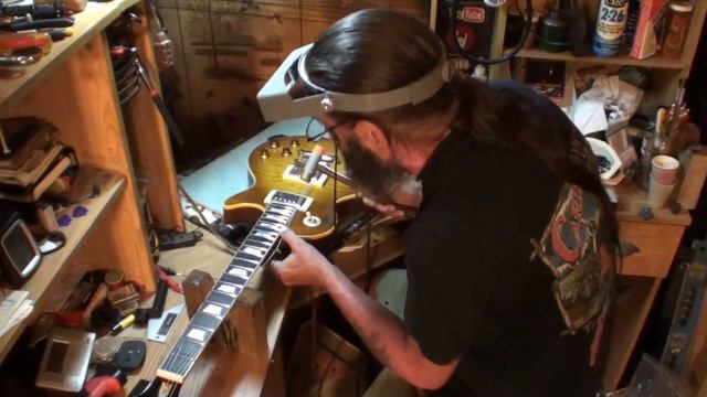 les paul turned up a couple problems смотреть онлайн