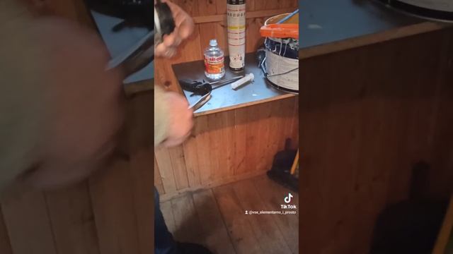 Крутая самоделка для очистки монтажной пены!