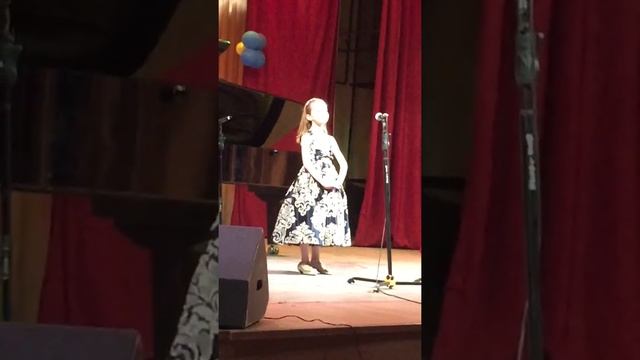 Аглая Четверикова. Пастушка (песня на франц. языке) смотреть онлайн