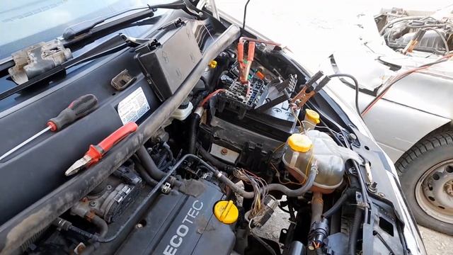 Opel Corsa D/Опель Корса Д: как оперативно в полевых условиях выяснить, виноват ли ЭБУ двигателя? смотреть онлайн