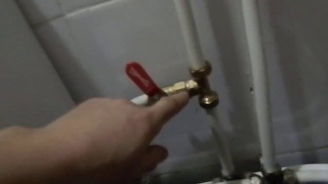 Как убрать конденсат на бачке унитаза. смотреть онлайн