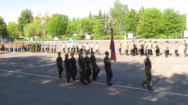 Строевой смотр в ж\д части (Гимназия "Российская школа") смотреть онлайн