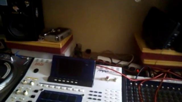 90s jazzy beat yamaha aw2400 & akai mpc 60 смотреть онлайн