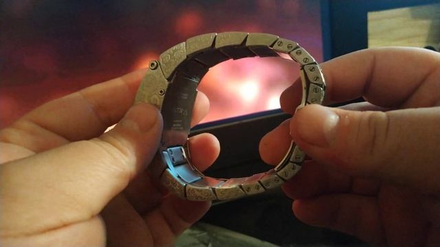 Часы V-King кастомные, коллекционные. Ручная гравировка бормашинкой смотреть онлайн