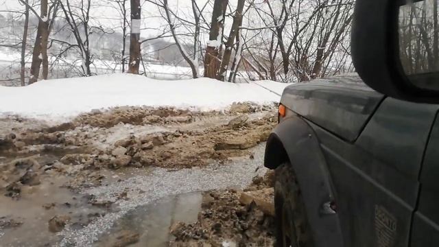 нива бронто 2131, не выдержал лёд на глубокой луже смотреть онлайн