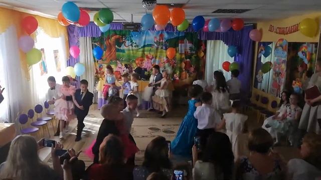 Выпускной 2019 сад 59 Финская полька смотреть онлайн