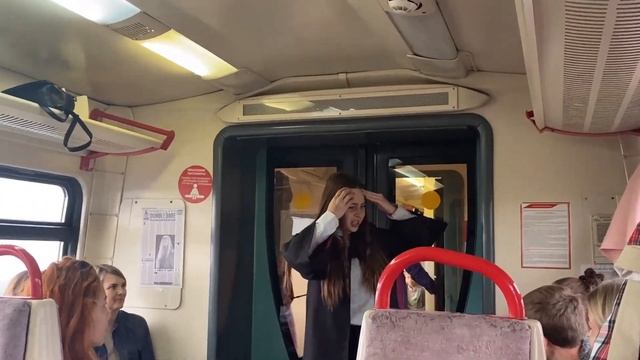 Поезд МАГИЧЕСКИЙ ЭКСПРЕСС в Хогвартс смотреть онлайн