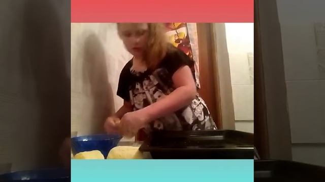Готовим маленькие пиццы!!! Видео про готовку. смотреть онлайн