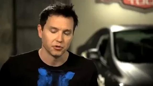 How Does It Feel To Be A Band That Younger Bands Look Up To? (Honda Civic Tour Interview Part 5) смотреть онлайн