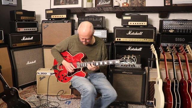 '15 Gibson Memphis ES 355 with Bigsby Sixties Cherry | Review & Demo! смотреть онлайн
