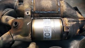 Удаление катализаторов Toyota Avensis. Замена на пламегасители Tofris в Тольятти