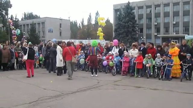 Праздник в городе 15 октября 2011год смотреть онлайн