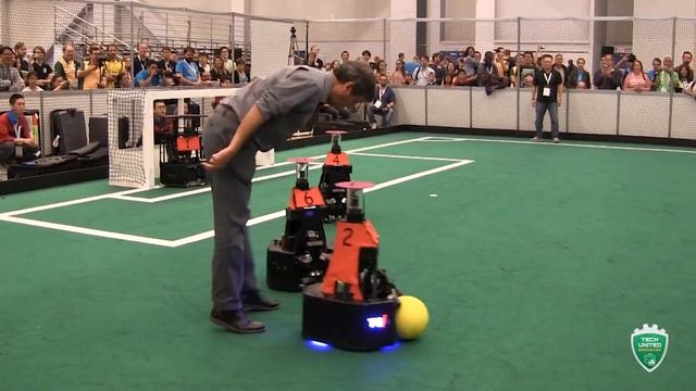RoboCup 2018 - Tech United vs. Humans смотреть онлайн