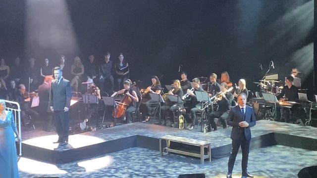 Lily’s Eyes - The Secret Garden - Markus Feehily & Hadley Fraser - The London Palladium 28.08.2022 смотреть онлайн