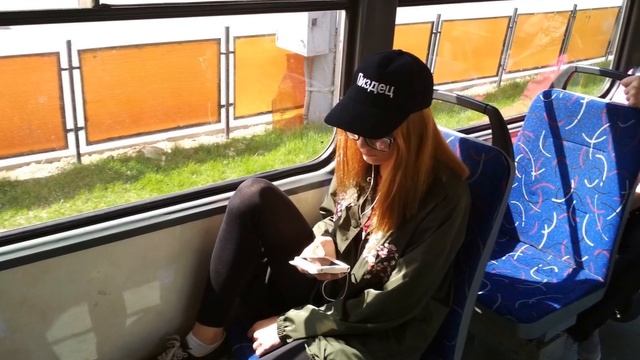 Надпись на бейсболке...Москва.2017.Май. смотреть онлайн