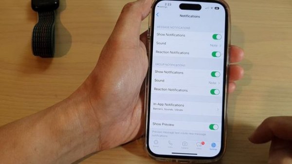 Apple Watch 8: How to Allow Whatsapp Notifications