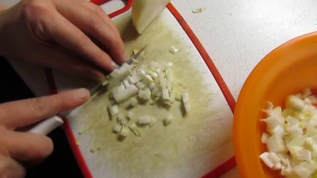 Как сделать вкуснейший салат из ГУСИНЫХ ЯИЦ за 5 минут!(Инструкция) смотреть онлайн