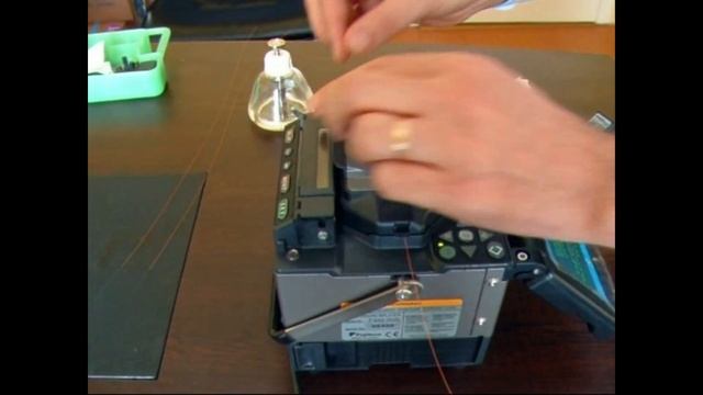 Fujikura FSM-50S Fusion Ek Cihazı , Elektrot Değişimi