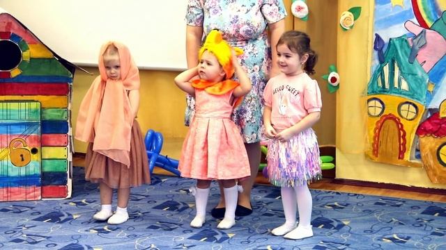 Концерт любимым мамам группы "КАПИТОШКИ" ДетСад 2055 смотреть онлайн