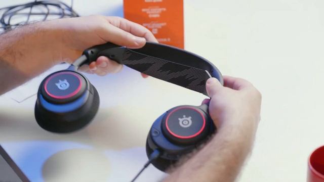 Steelseries Arctis Nova Serisinin RGB'li Üyesi: Nova 3 смотреть онлайн