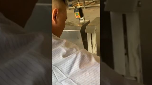 Eruis Manufactures World Faster Cutting Machine смотреть онлайн