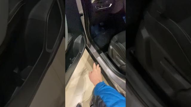 GEELY COOLRAY 2023 ИЗМЕНЕНИЯ В НОВЫХ ПАРТИЯХ КОМПЛЕКТАЦИИ COMFORT И НОВЫЙ СЕРЕБРИСТЫЙ ЦВЕТ ЧАСТЬ 2 смотреть онлайн