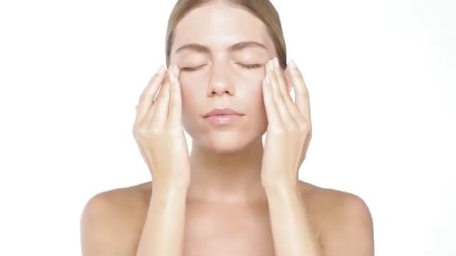 JUVENA Eye Cream. Нанесение. смотреть онлайн