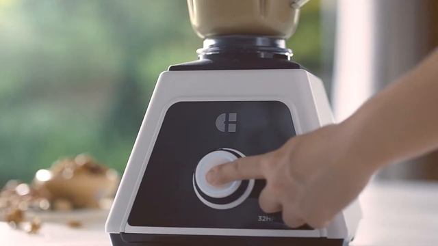 CI 32HP Premium Blender - Nut Milk смотреть онлайн