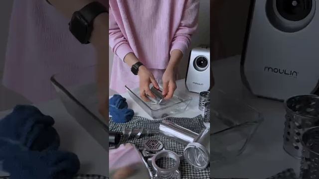 Как ухаживать за мясорубкой электрической Moulin Villa MV MG-001 смотреть онлайн