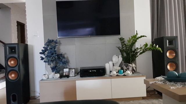 Enigma na Onkyo tx-8150 & Klipsch r28f смотреть онлайн