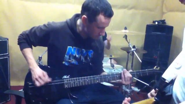 Реактор&Кирилл Жолобов(drums "Игрушки") - Blitzkrieg Bop смотреть онлайн