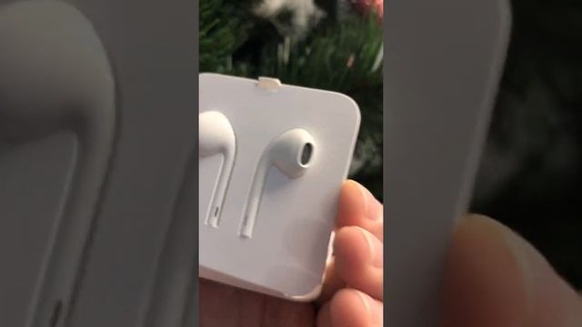 Наушники Apple EarPods lightning оригинал смотреть онлайн