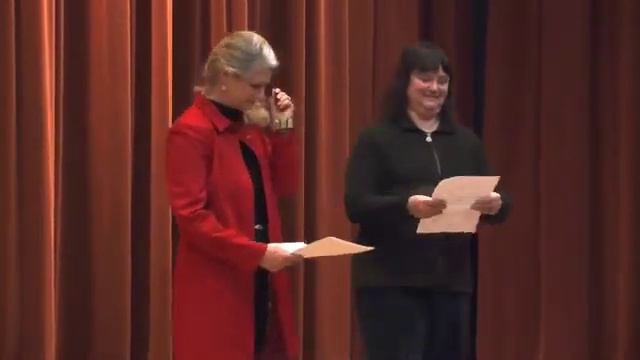Space between the notes: Debra Hinman and Kim Beyer-Nelson at TEDxElliottBayWomen смотреть онлайн