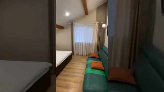 Коттедж «Дом у Озера» смотреть онлайн