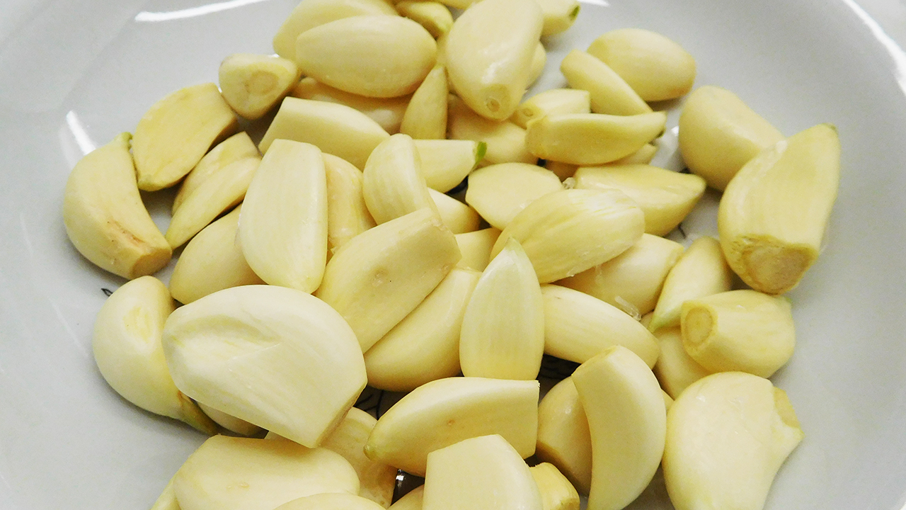 Как сушить чеснок в духовке. Чесночный порошок смотреть онлайн