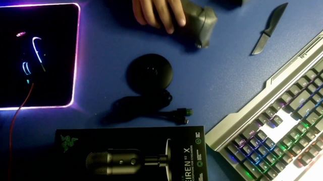 Razer Seiren V2 X آنباکسینگ میکروفون смотреть онлайн