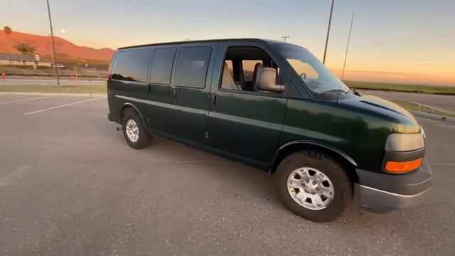 2003 GMC Savana Van 4x4/AWD смотреть онлайн